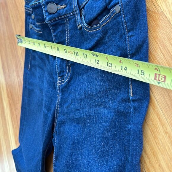 Liverpool Cuffed Capris, Dark Wash, Size 4 - Picture 7 of 7